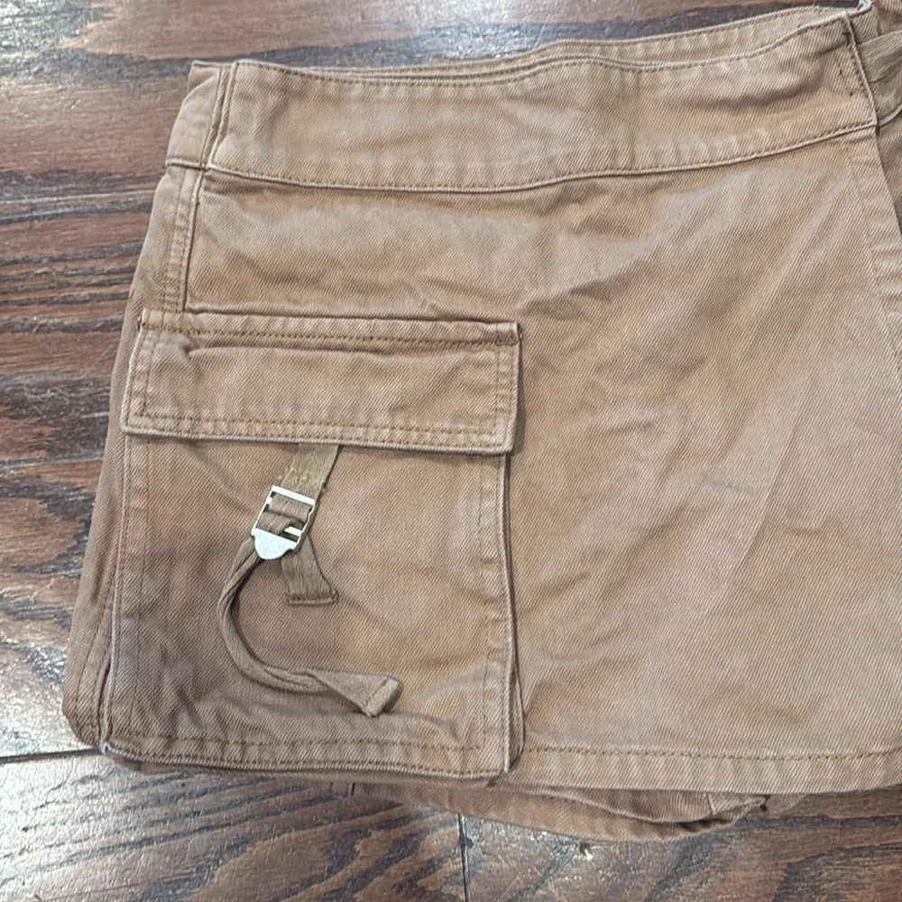Blank NYC high waist denim cargo skort, size 26